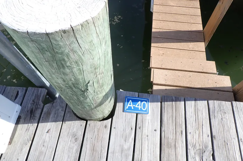 Slide: The Image of Albin 28 Tournament Express 2000 - 119