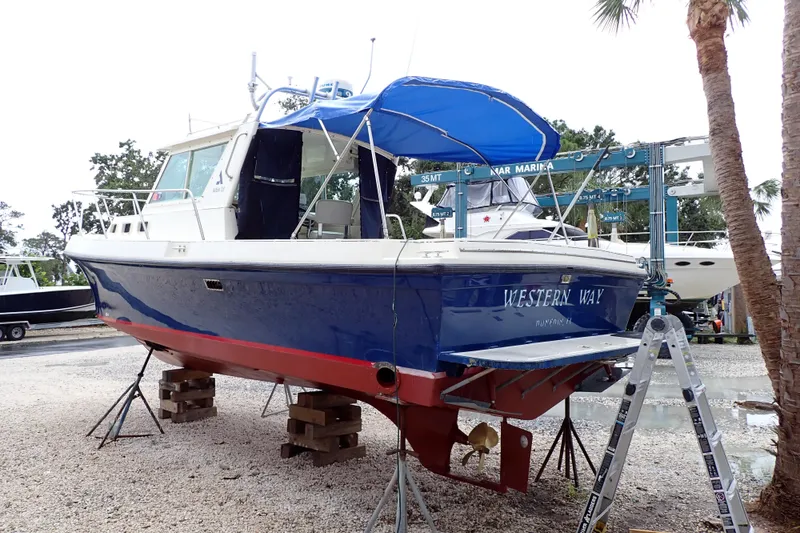 Slide: The Image of Albin 28 Tournament Express 2000 - 123