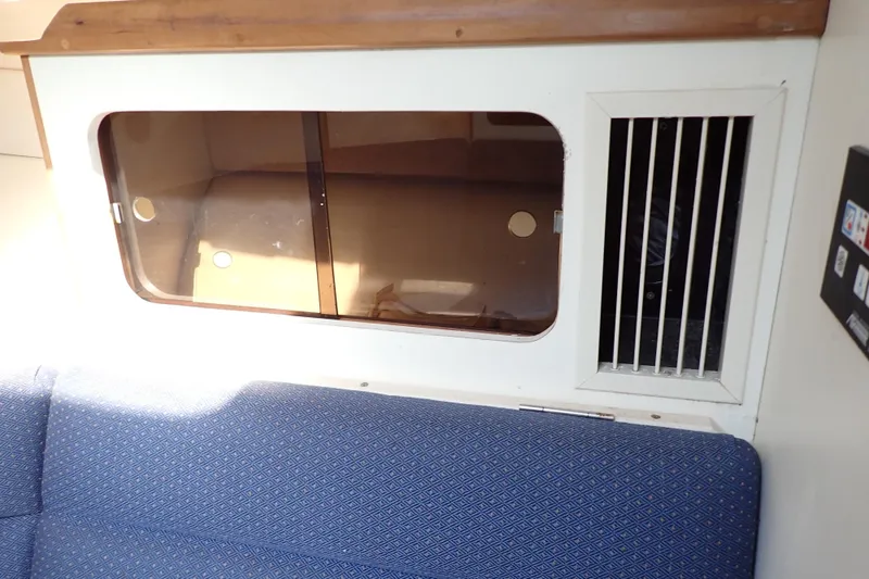 Slide: The Image of Albin 28 Tournament Express 2000 - 63