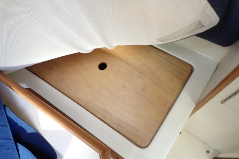 Slide: The Image of Albin 28 Tournament Express 2000 - 74