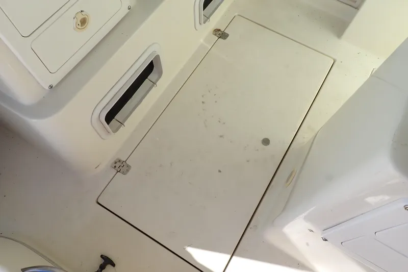 Slide: The Image of Albin 28 Tournament Express 2000 - 78