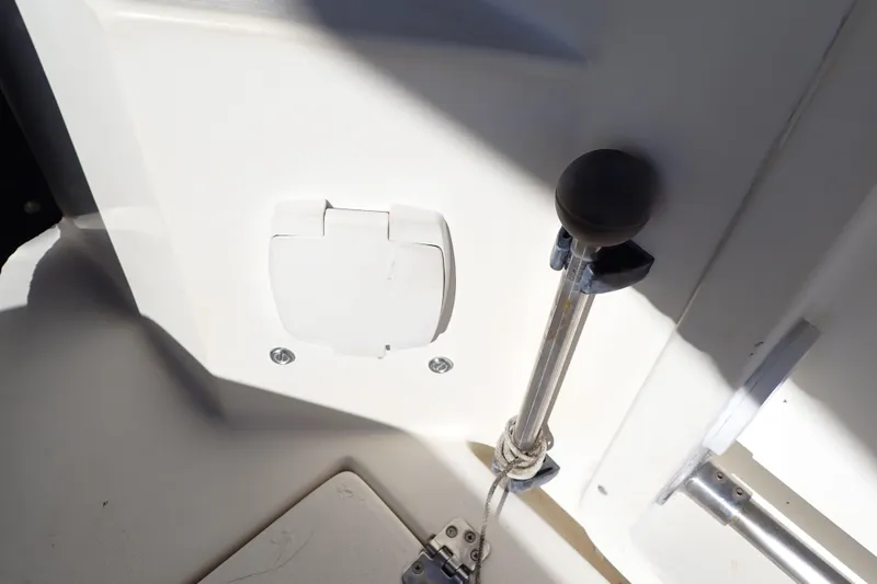 Slide: The Image of Albin 28 Tournament Express 2000 - 82