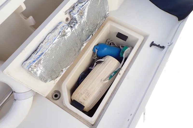 Slide: The Image of Albin 28 Tournament Express 2000 - 87