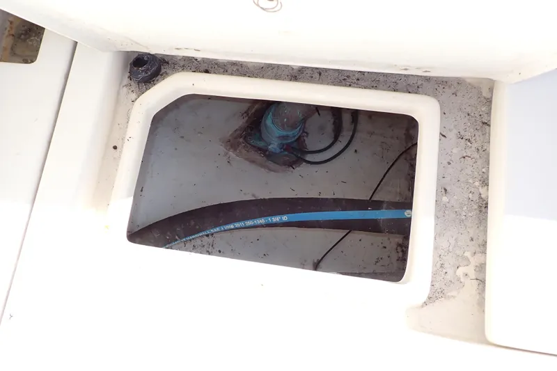 Slide: The Image of Albin 28 Tournament Express 2000 - 92