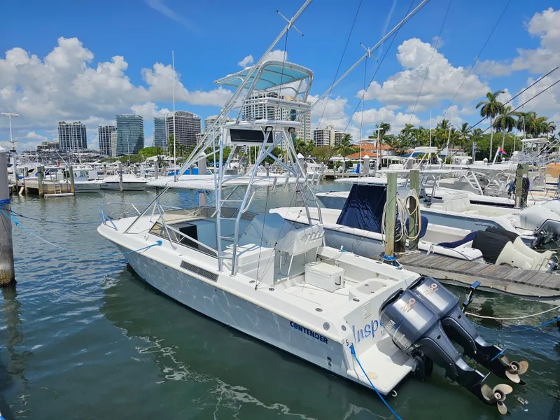 Slide: The Image of Contender 35 Side Console 1997 - 2