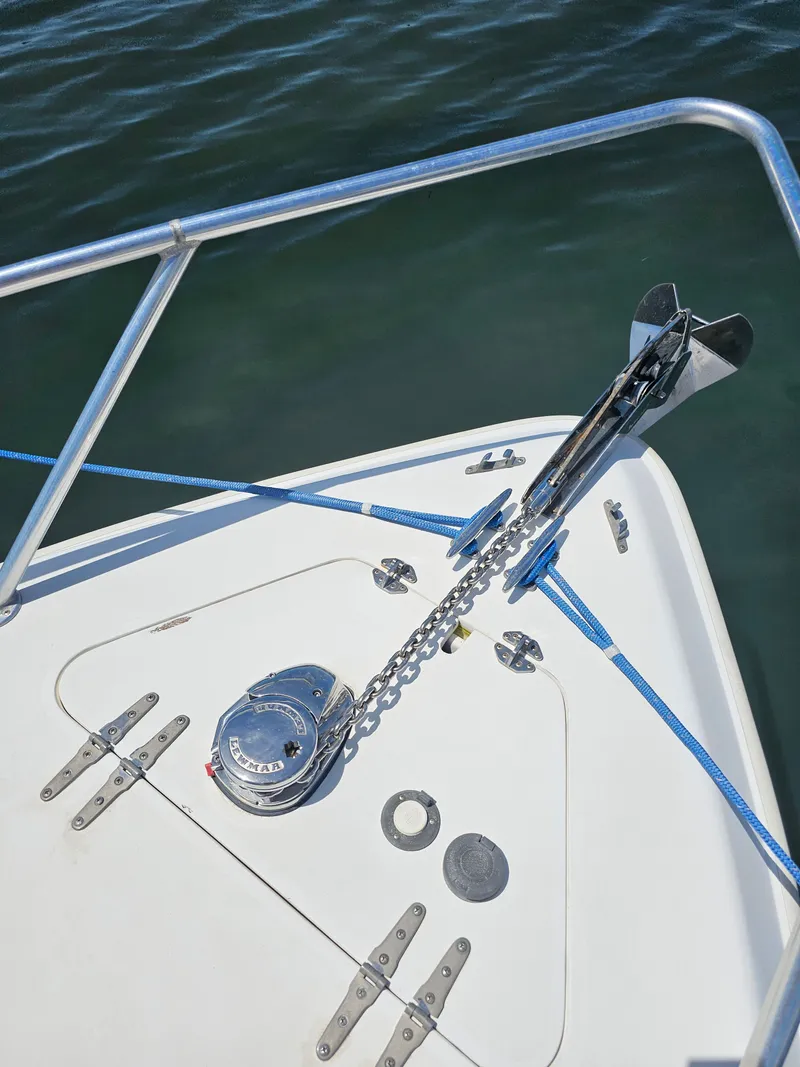 Slide: The Image of Contender 35 Side Console 1997 - 22