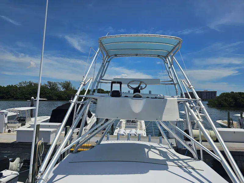 Slide: The Image of Contender 35 Side Console 1997 - 26