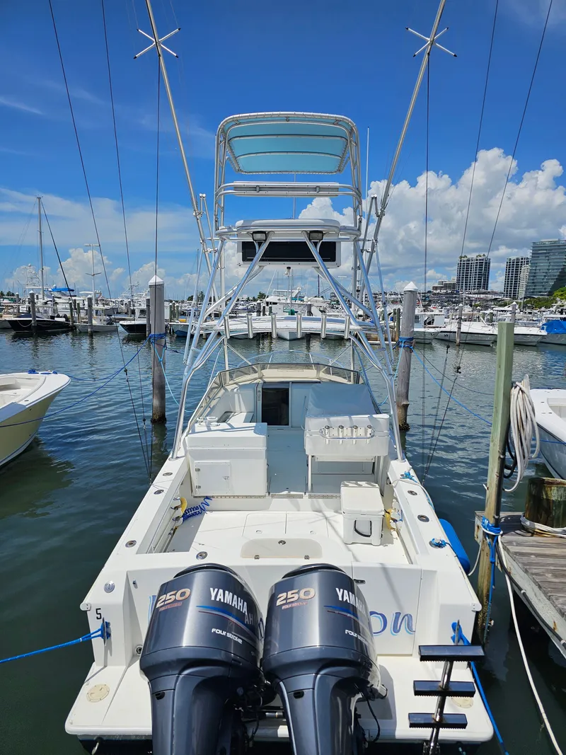 Slide: The Image of Contender 35 Side Console 1997 - 3