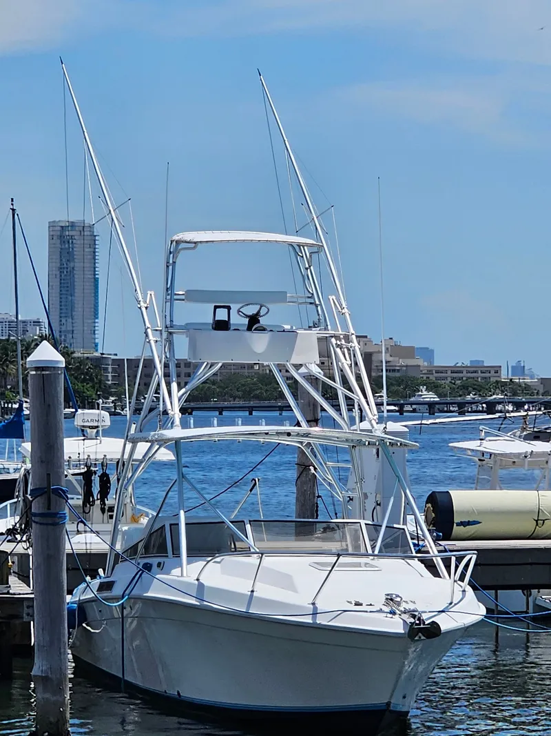 Slide: The Image of Contender 35 Side Console 1997 - 5