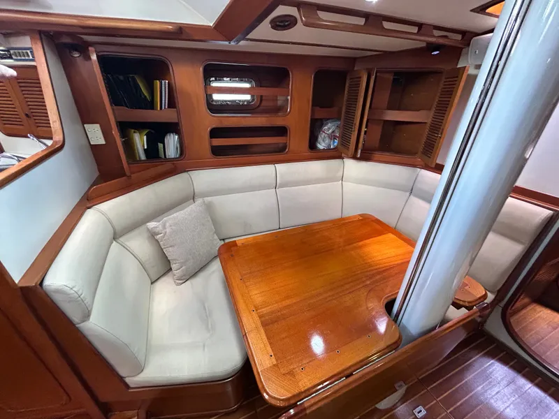 Slide: The Image of Norseman Cutter 1985 - 21