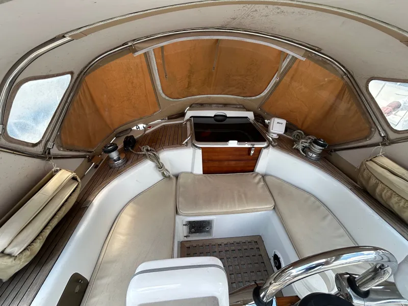 Slide: The Image of Norseman Cutter 1985 - 38