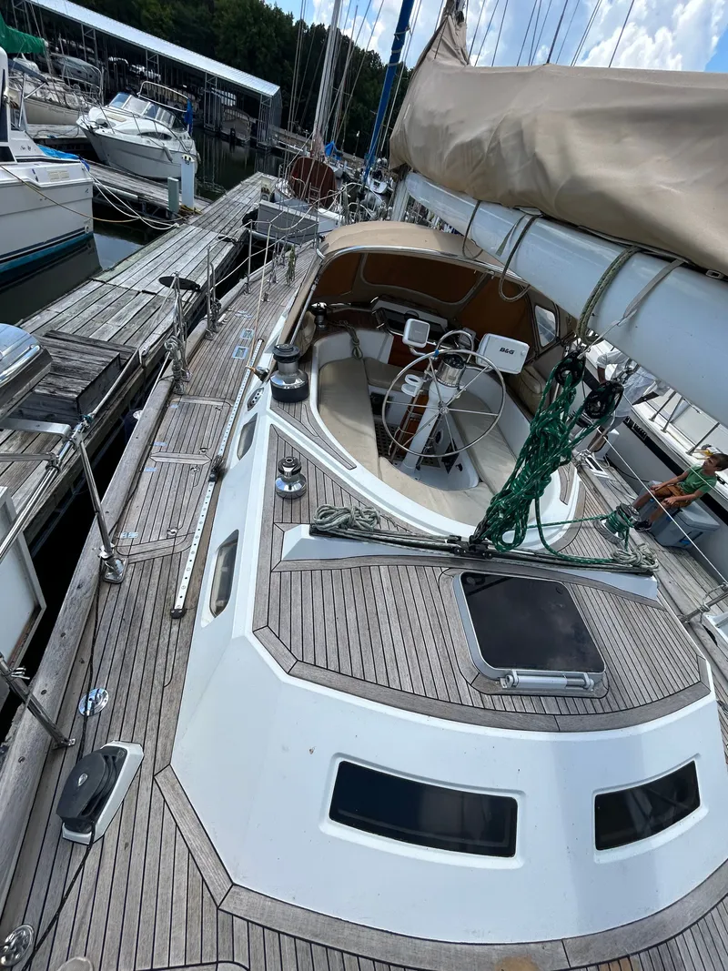 Slide: The Image of Norseman Cutter 1985 - 39