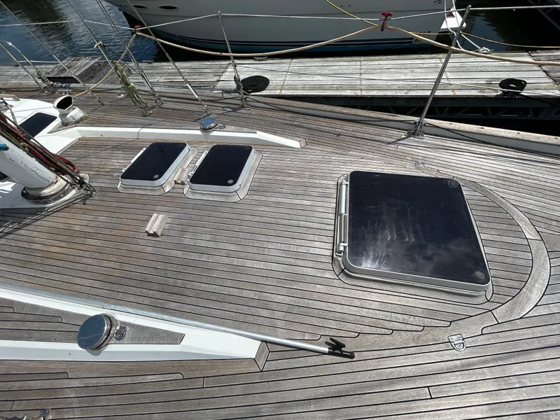 Slide: The Image of Norseman Cutter 1985 - 45