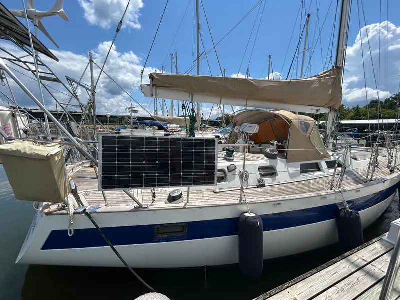 Slide: The Image of Norseman Cutter 1985 - 48