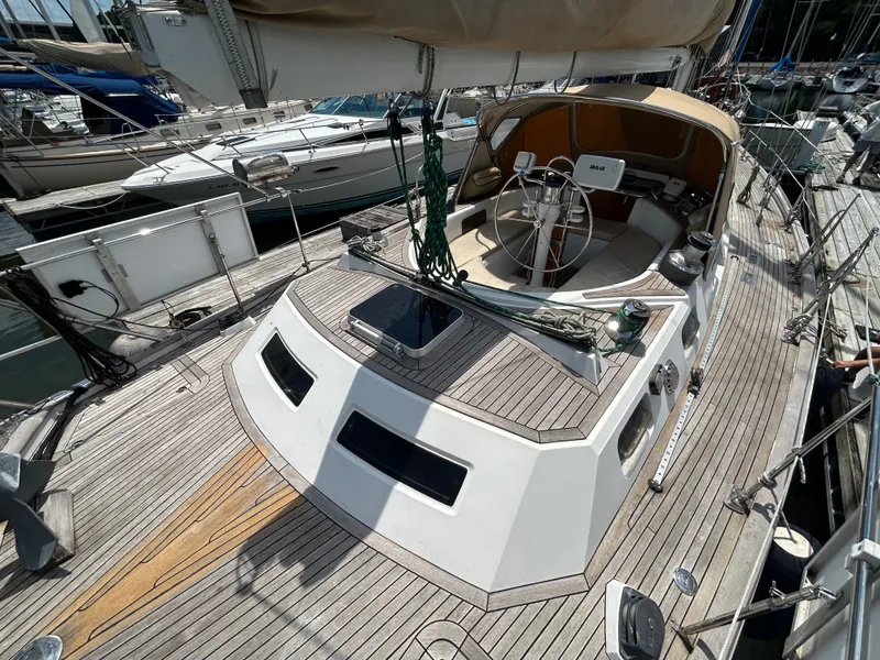 Slide: The Image of Norseman Cutter 1985 - 52