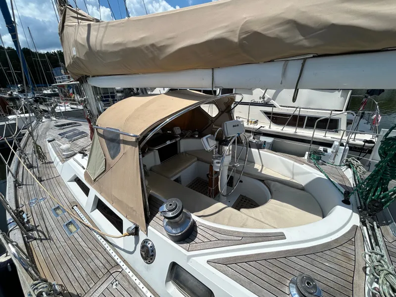 Slide: The Image of Norseman Cutter 1985 - 61