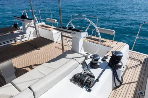 Slide: The Image of Beneteau Oceanis Yacht 54 - 6