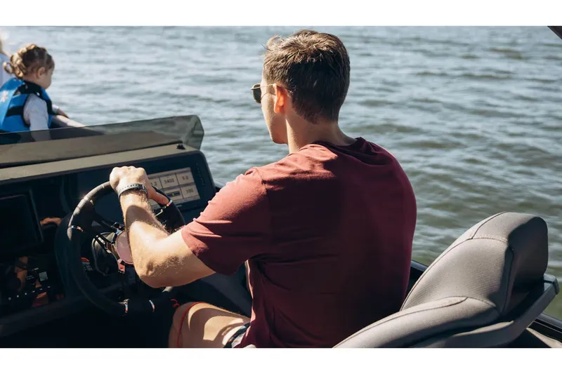 Slide: The Image of Manitou Explore 26 Switchback 2025 - 9