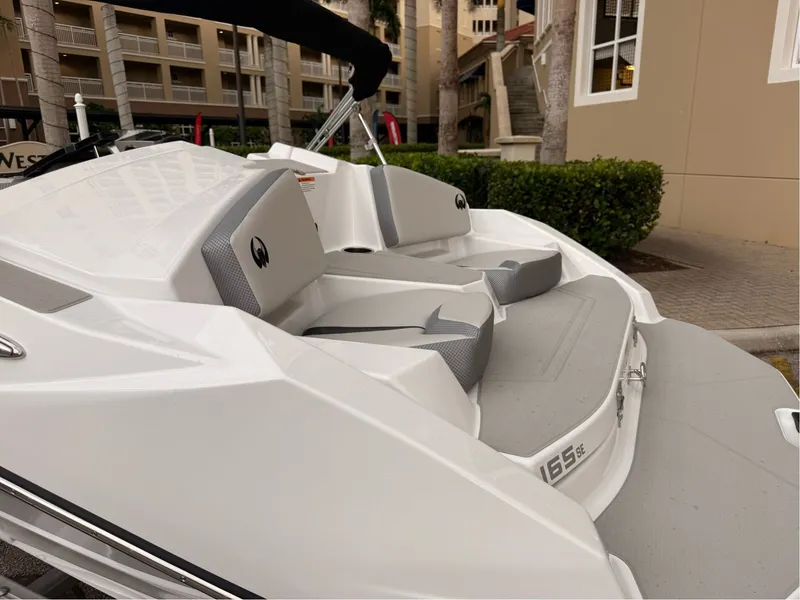 Slide: The Image of Scarab 165 SE 2026 - 5