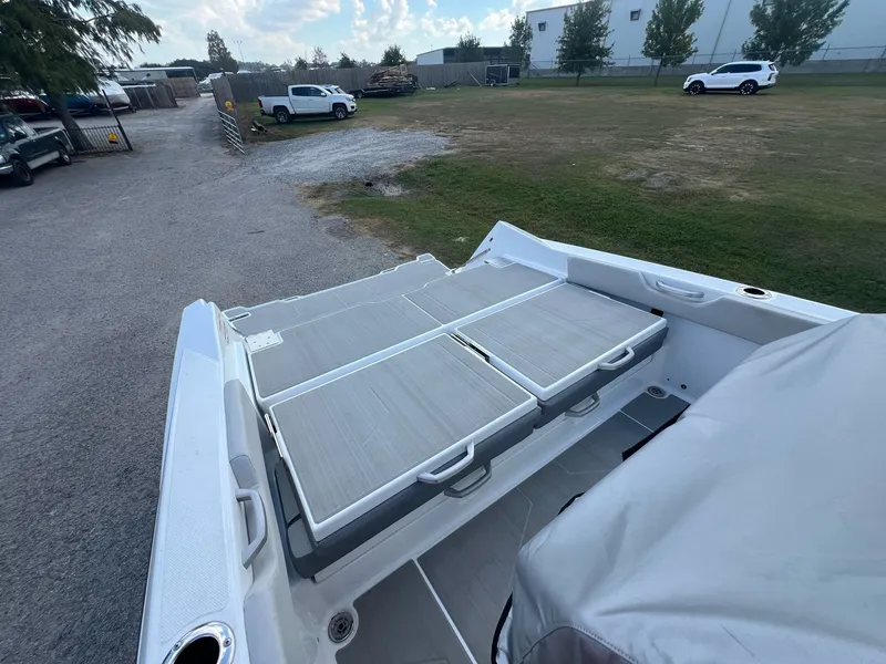 Slide: The Image of Scarab 235 Open SE 2025 - 15