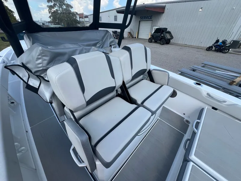 Slide: The Image of Scarab 235 Open SE 2025 - 19