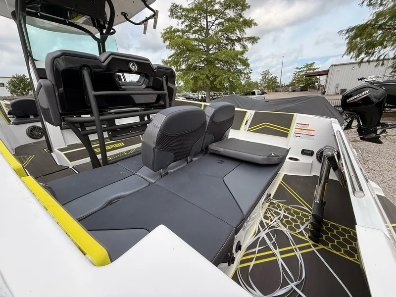 Slide: The Image of Scarab 255 Open 2025 - 15