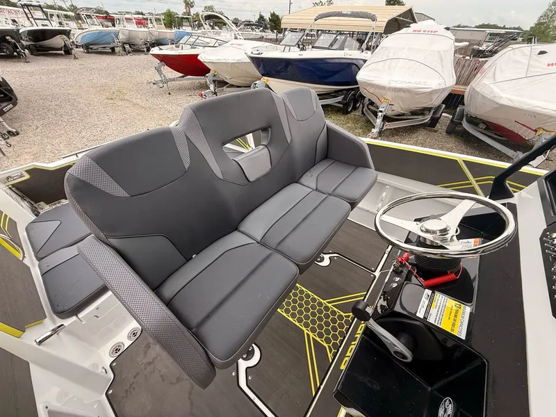 Slide: The Image of Scarab 255 Open 2025 - 29