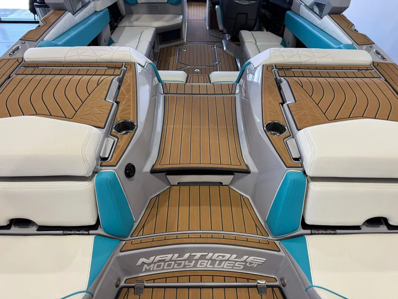 Slide: The Image of Nautique Super Air Nautique G23 Paragon 2023 - 10