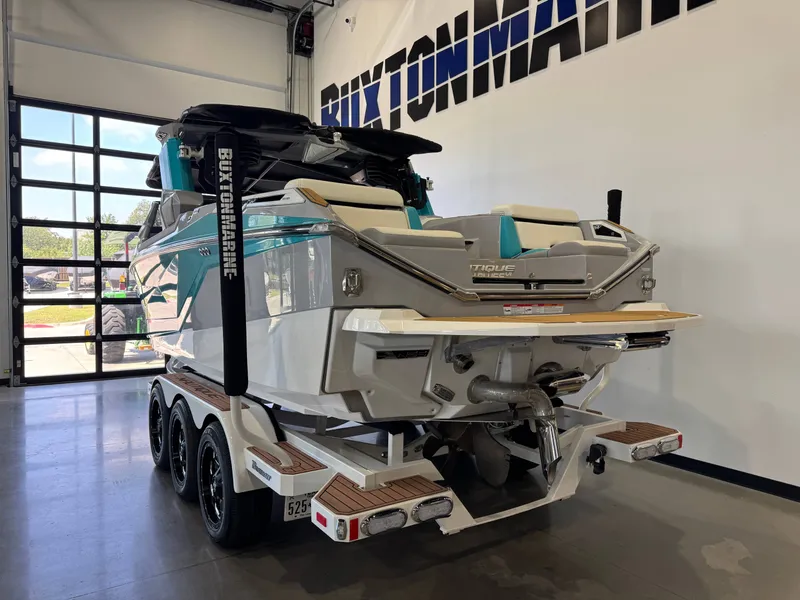 Slide: The Image of Nautique Super Air Nautique G23 Paragon 2023 - 5