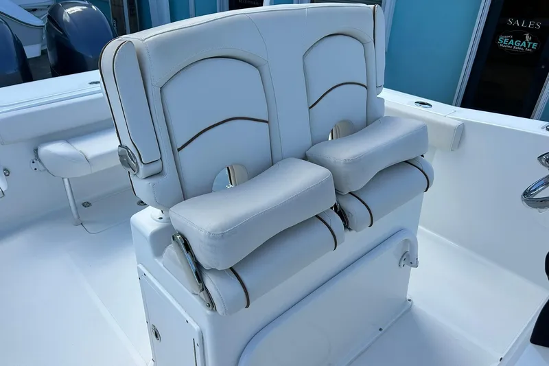 Slide: The Image of 2019 Sea Hunt Gamefish 27 boat with forward seating, featuring dual cushioned seats. - 41