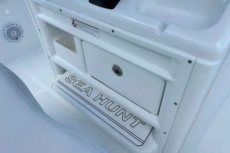 Slide: The Image of Sea Hunt Gamefish 27 Forward Seating 2019 - 57