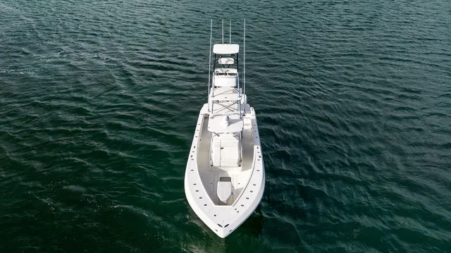 Slide: The Image of SeaVee 390Z 2017 - 25