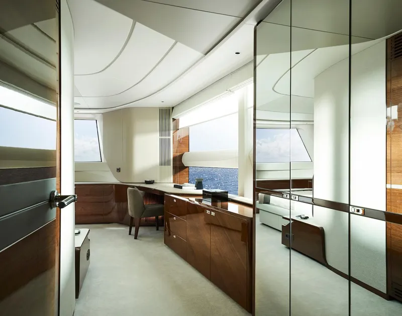 Slide: The Image of Entrance to Main Deck Master - 29