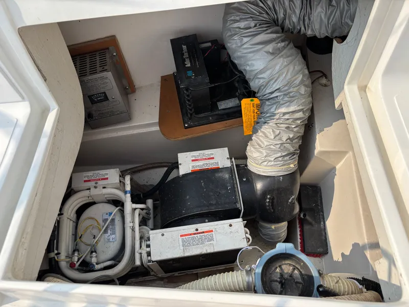 Slide: The Image of Catalina 30 MkIII 1995 - 33