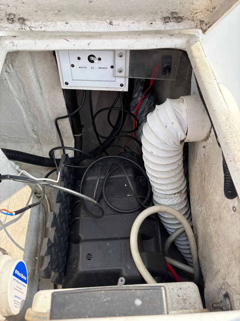 Slide: The Image of Catalina 30 MkIII 1995 - 36