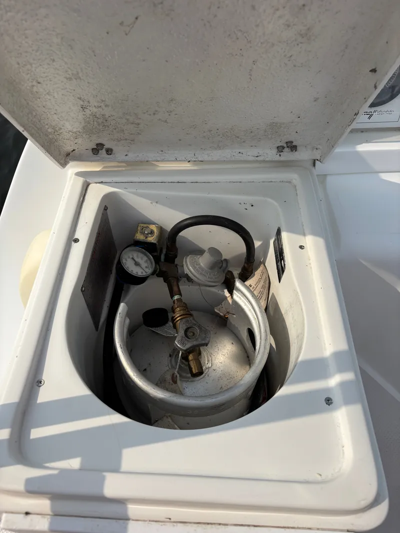 Slide: The Image of Catalina 30 MkIII 1995 - 39