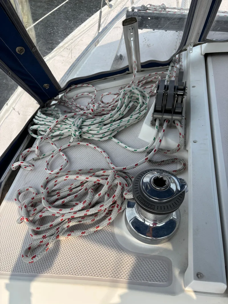 Slide: The Image of Catalina 30 MkIII 1995 - 44