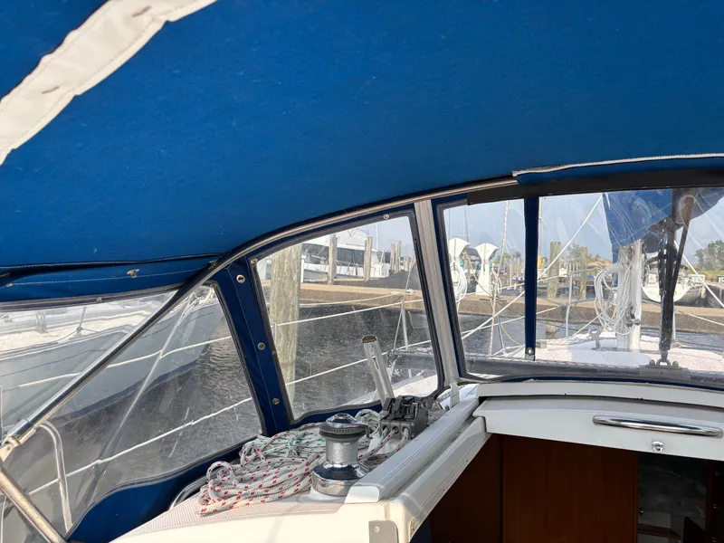 Slide: The Image of Catalina 30 MkIII 1995 - 49