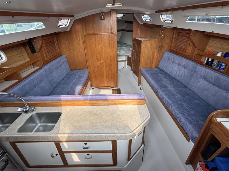 Slide: The Image of Catalina 30 MkIII 1995 - 54