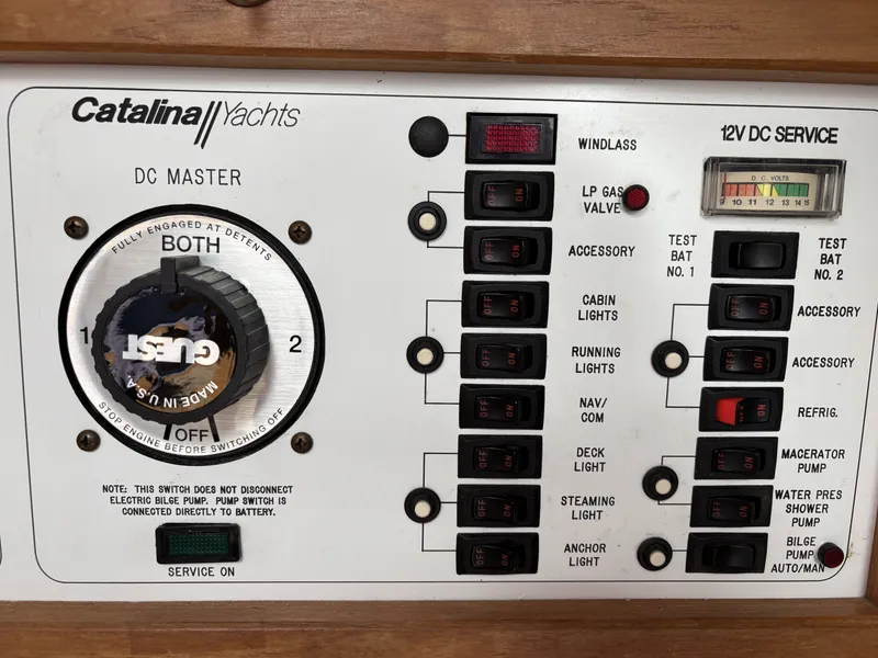 Slide: The Image of Catalina 30 MkIII 1995 - 63