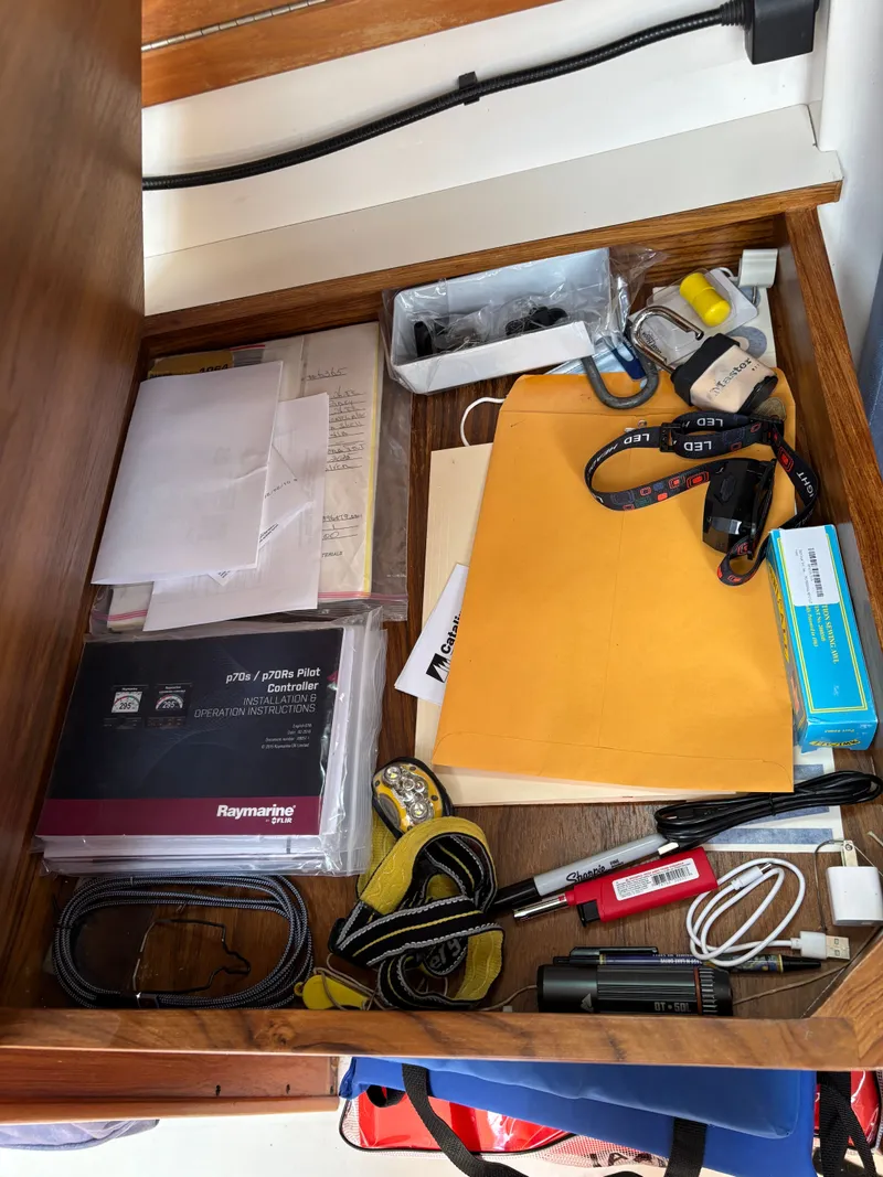 Slide: The Image of Catalina 30 MkIII 1995 - 67