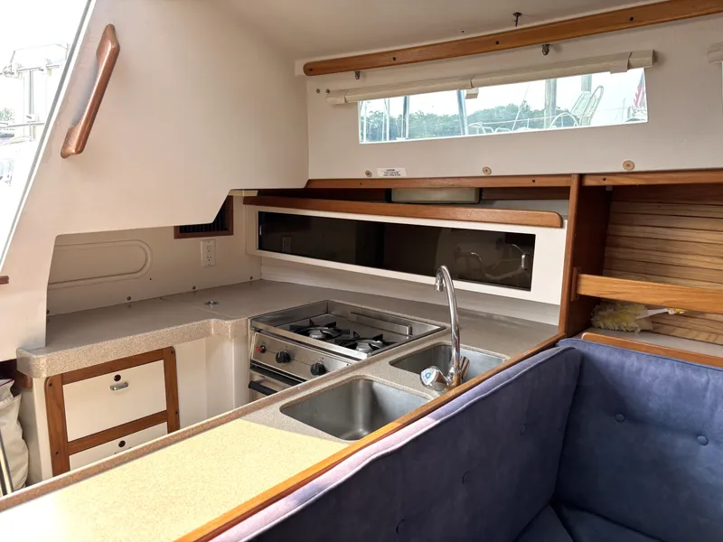 Slide: The Image of Catalina 30 MkIII 1995 - 77