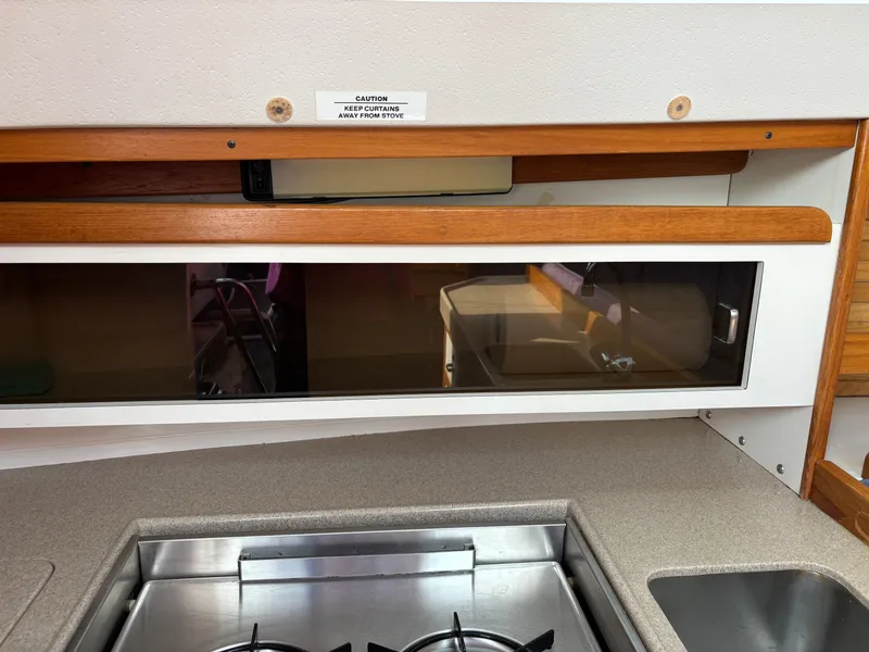 Slide: The Image of Catalina 30 MkIII 1995 - 87