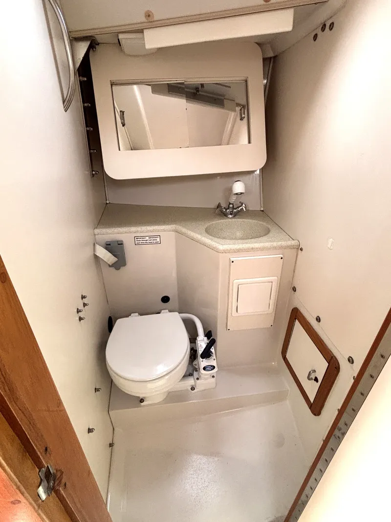 Slide: The Image of Catalina 30 MkIII 1995 - 99