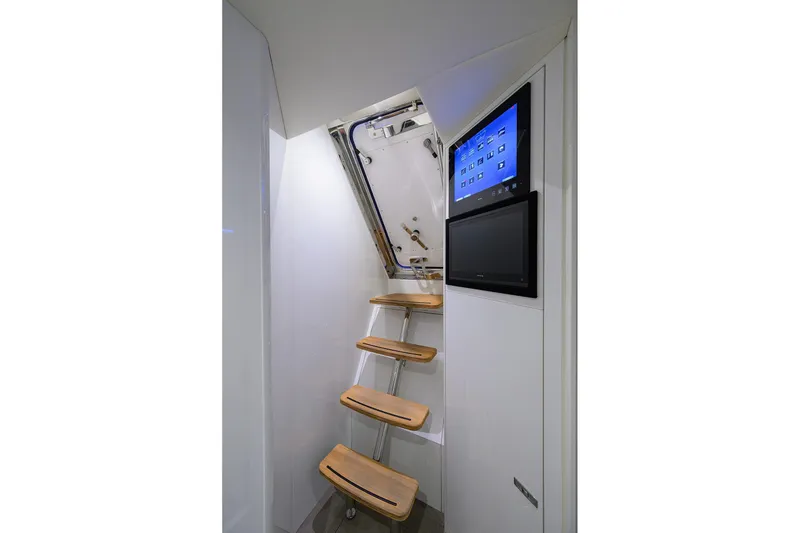 Slide: The Image of Princess X80 2026 - 53