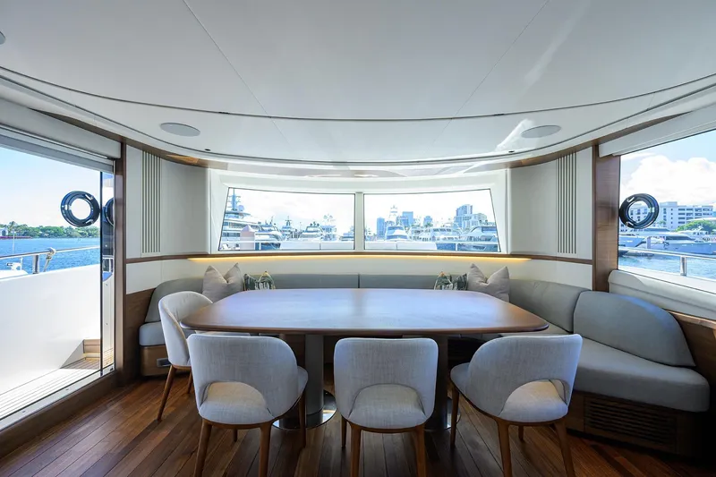 Slide: The Image of Princess X80 2026 - 70