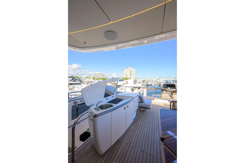 Slide: The Image of Princess X80 2028 - 102