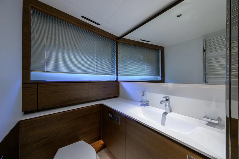 Slide: The Image of Princess X80 2028 - 124