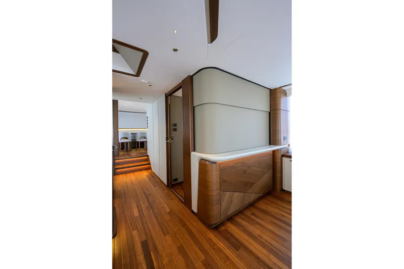 Slide: The Image of Princess X80 2028 - 127