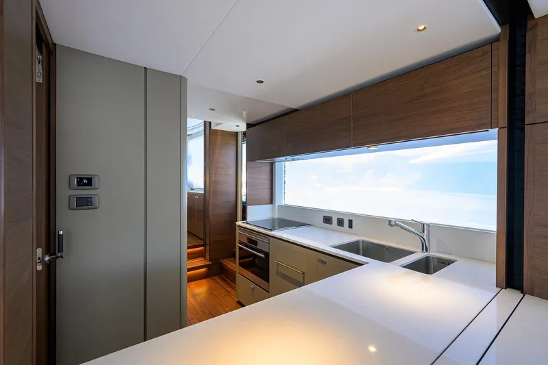 Slide: The Image of Princess X80 2028 - 130